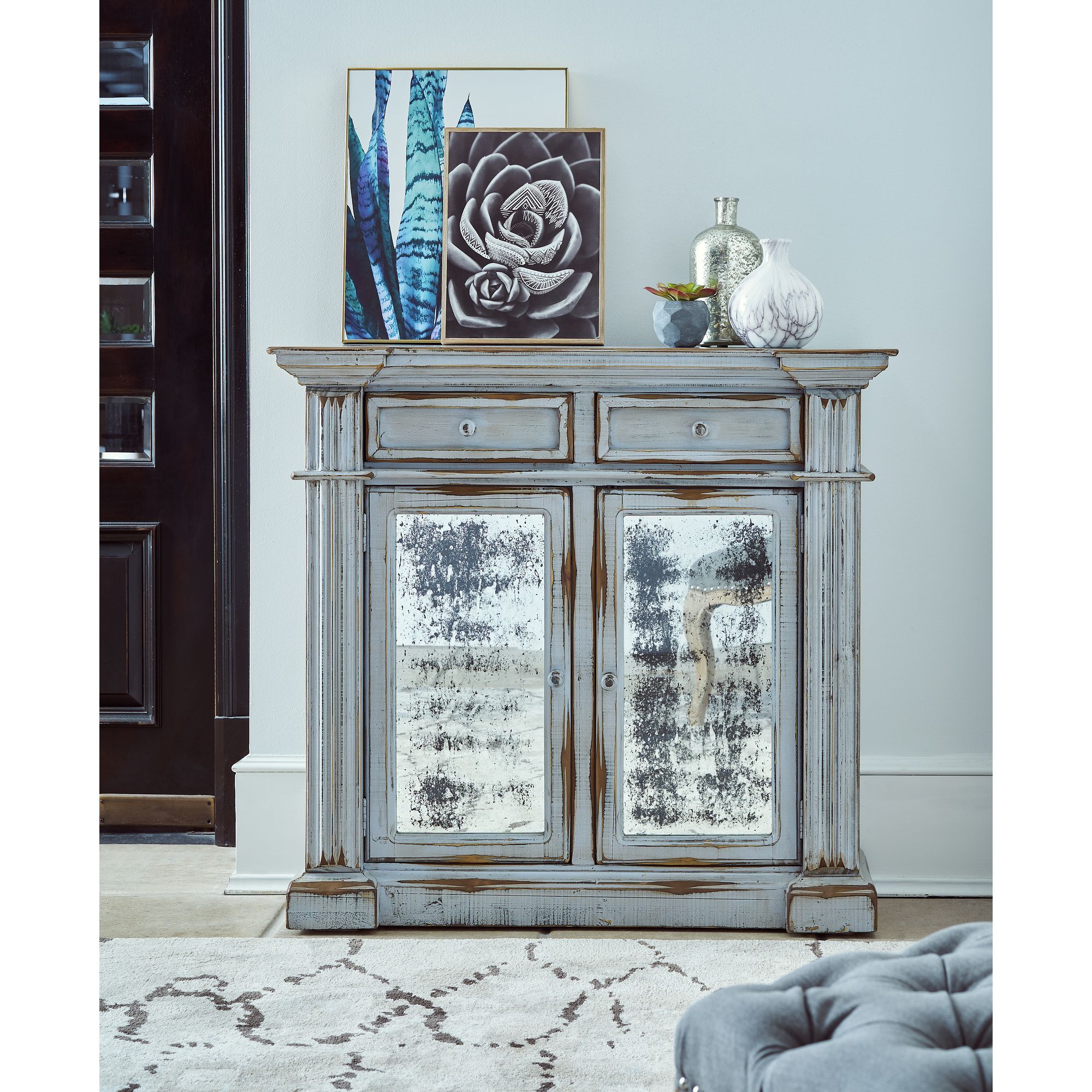 Kevin-Console-Light-Grey-Vignette-Front