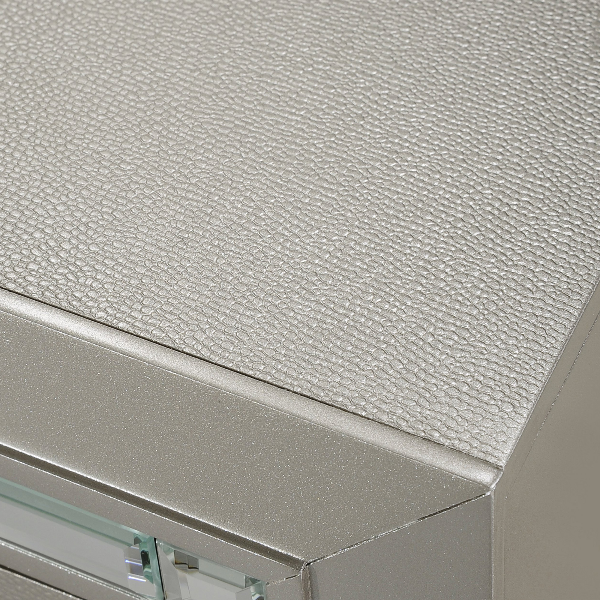 Platinum-Youth-Top-Corner