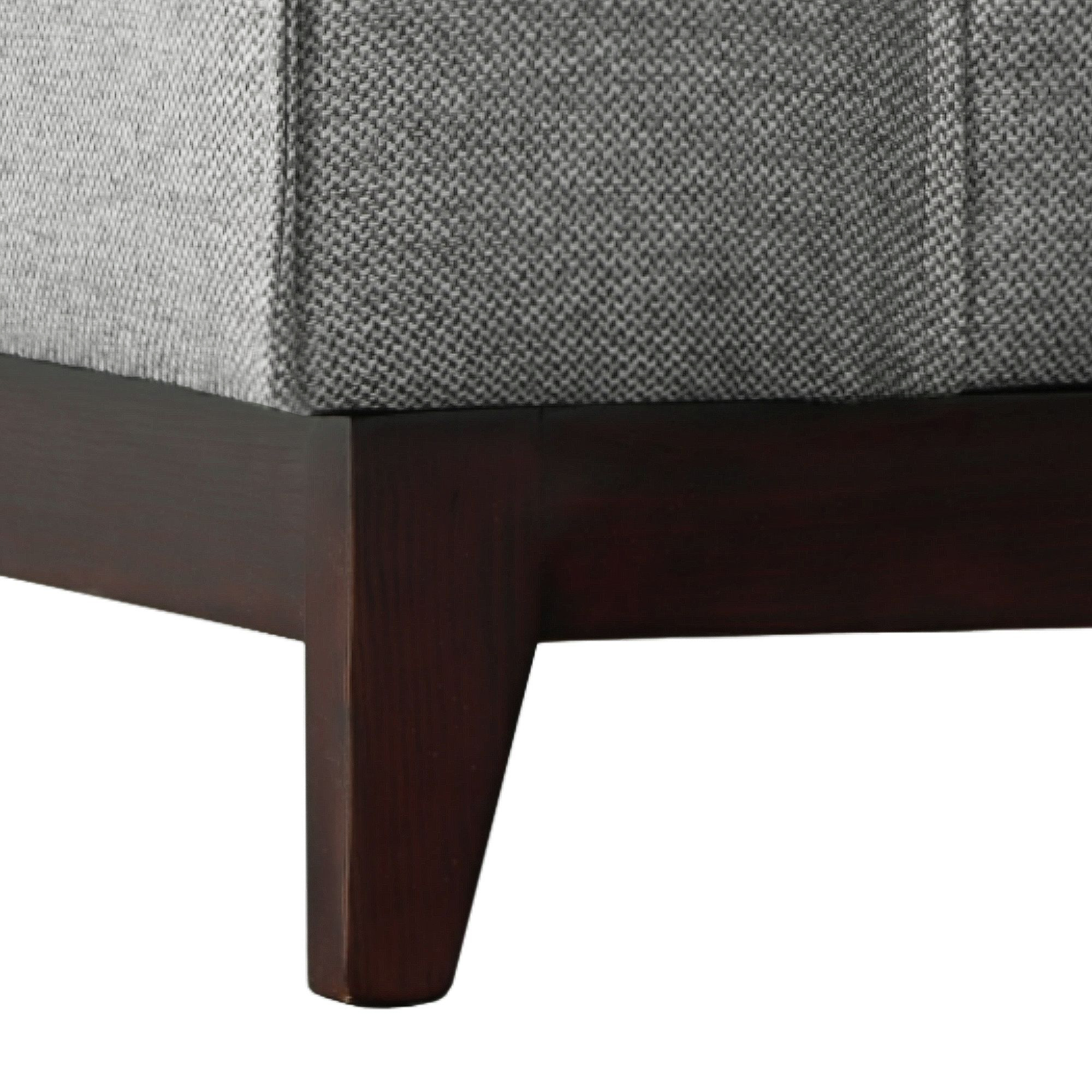 Westwood-in-Light-Grey_Foot